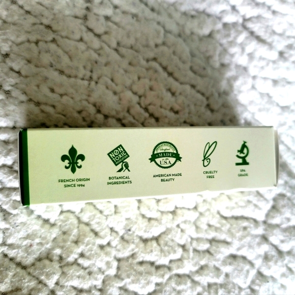 NEW SONAGE SKINCARE High Impact Vitamin C Serum 30 ml - Picture 5 of 9